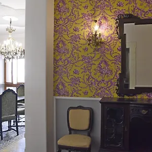 Bed & Breakfast Barocco Al Centro, Aeroporto di Catania Fontana Rossa